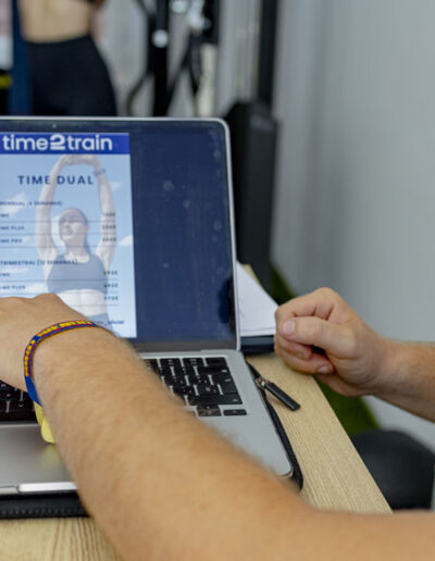 Material de calidad y entrenamientos exclusivos en Time2Train